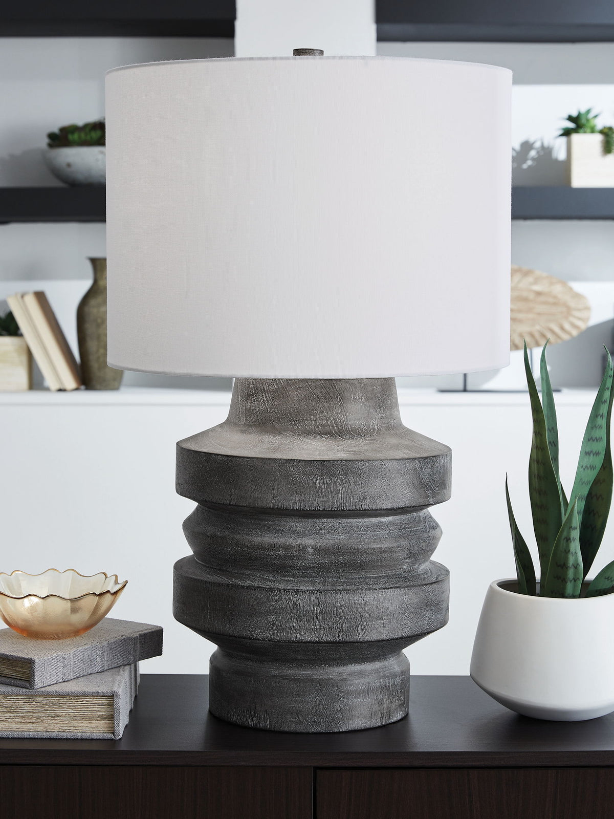 Wahida - Poly Table Lamp - Distressed Black by Ashley – view 4