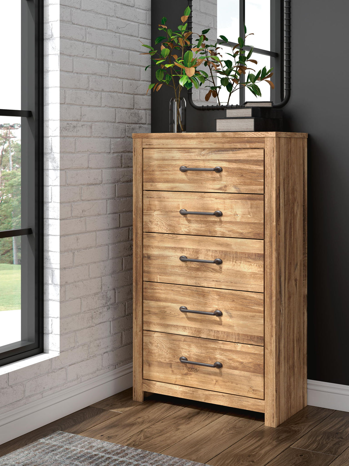 Maystonna - Five Drawer Chest - Brown – view 2