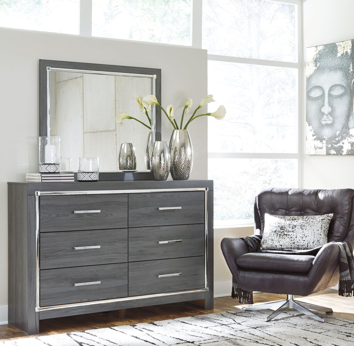 Lodanna - Dresser by Ashley – view 5