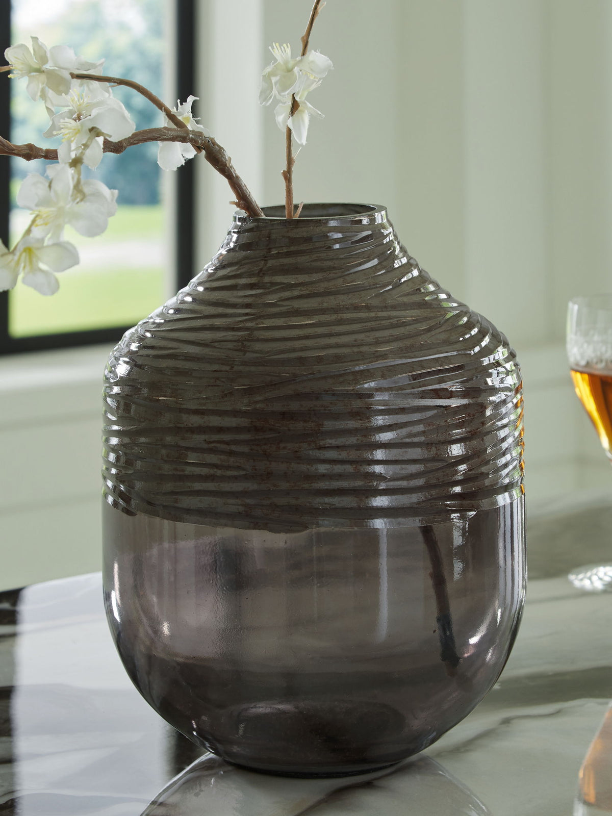 Harpwick - Vase by Ashley – view 7