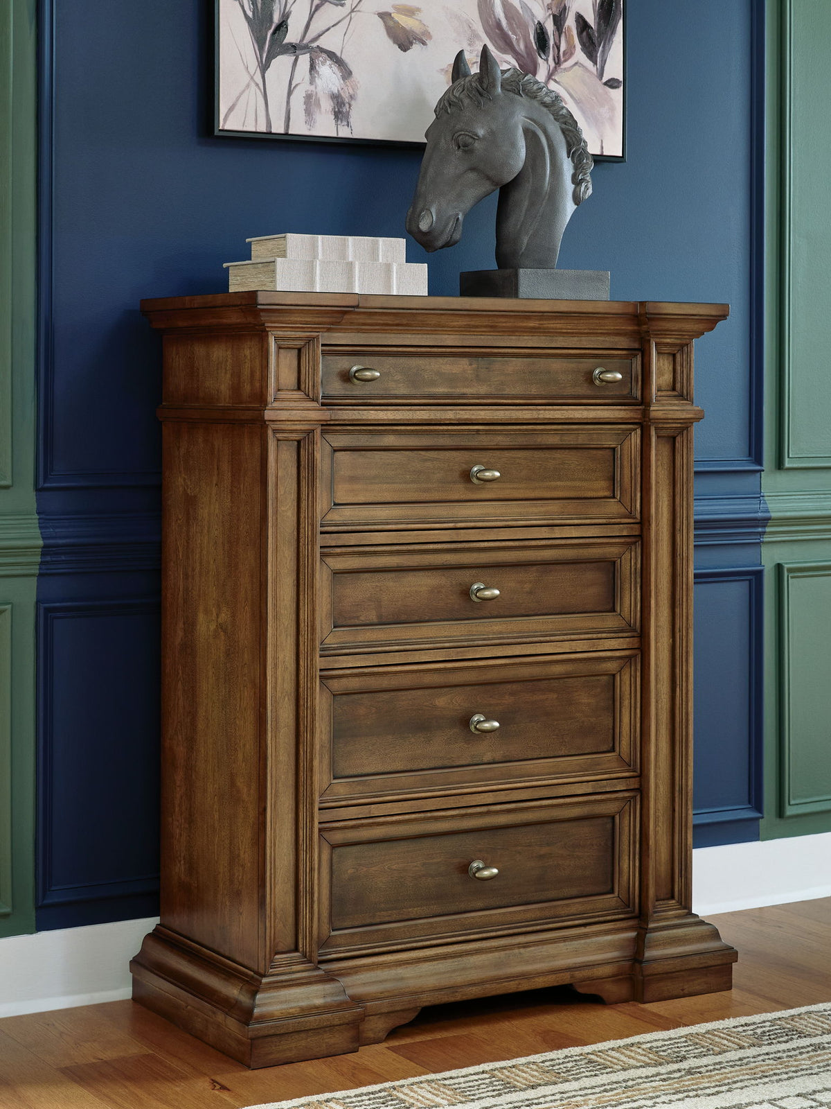 Frantanna - Five Drawer Chest - Brown by Ashley – view 3