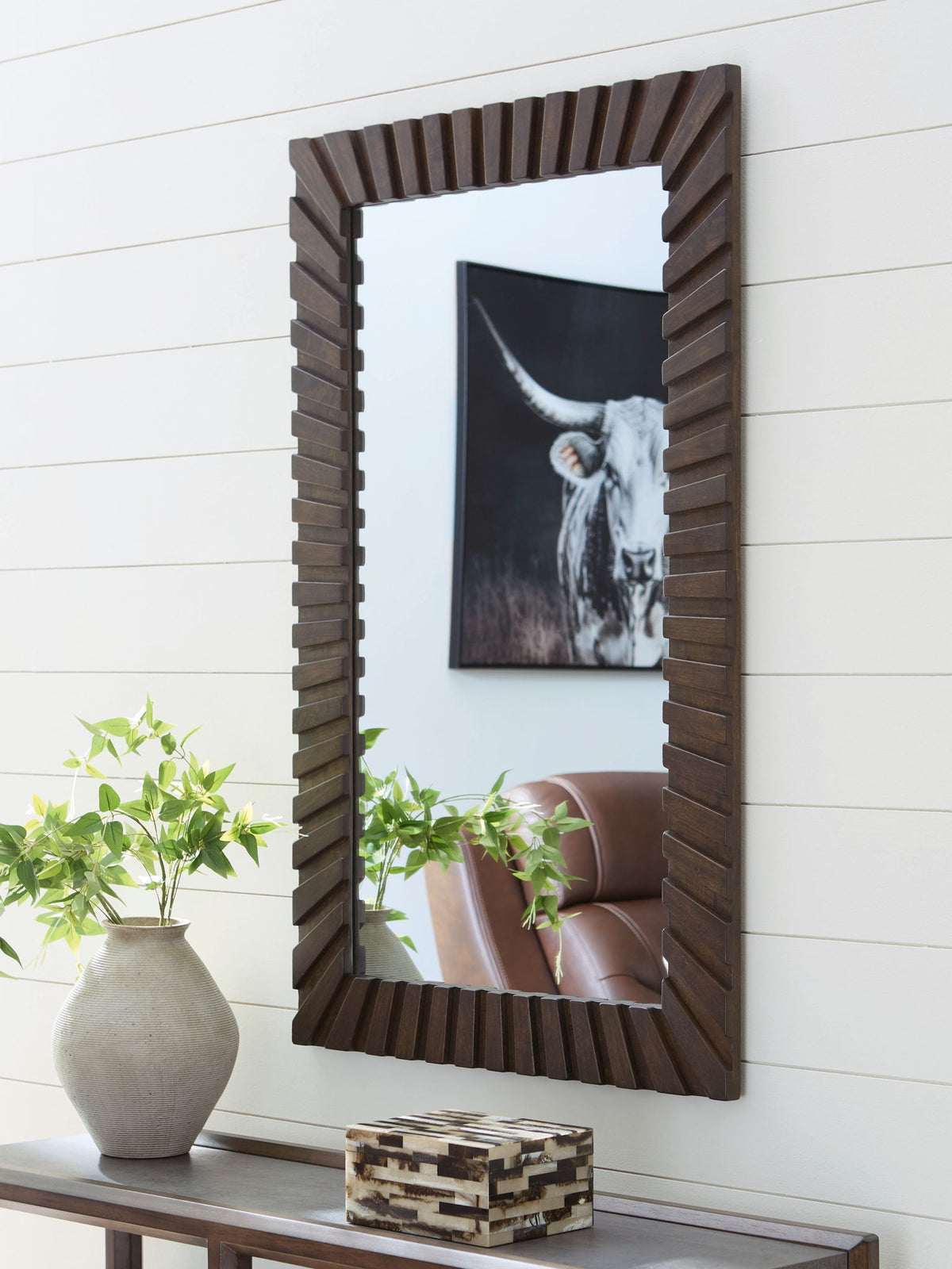 Advin - Accent Mirror - Dark Brown by Ashley – view 4