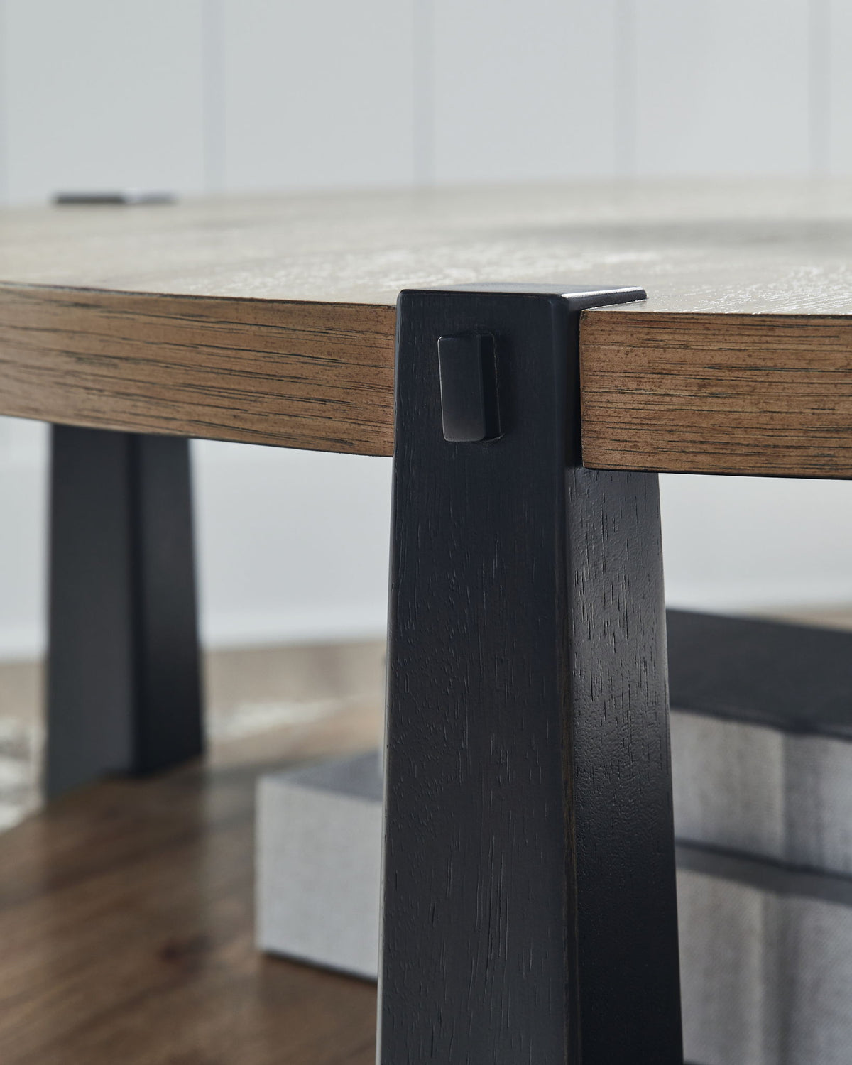 Ridgester - Round Table by Ashley – view 6