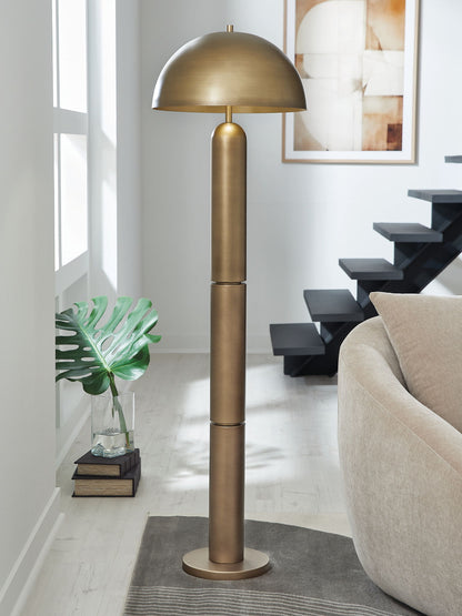 Wendfield - Metal Lamp by Ashley – view 11