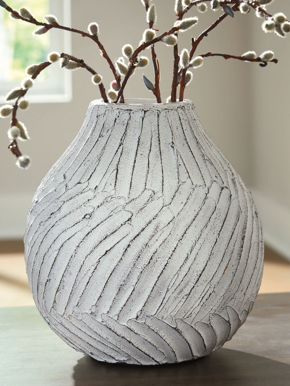 Shelvie - Vase by Ashley – view 8
