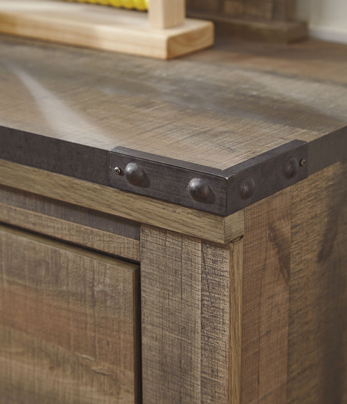 Trinell - Five Drawer Chest - Brown by Ashley – view 4
