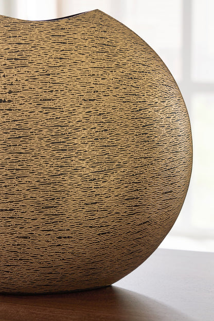 Iansboro - Vase by Ashley – view 5