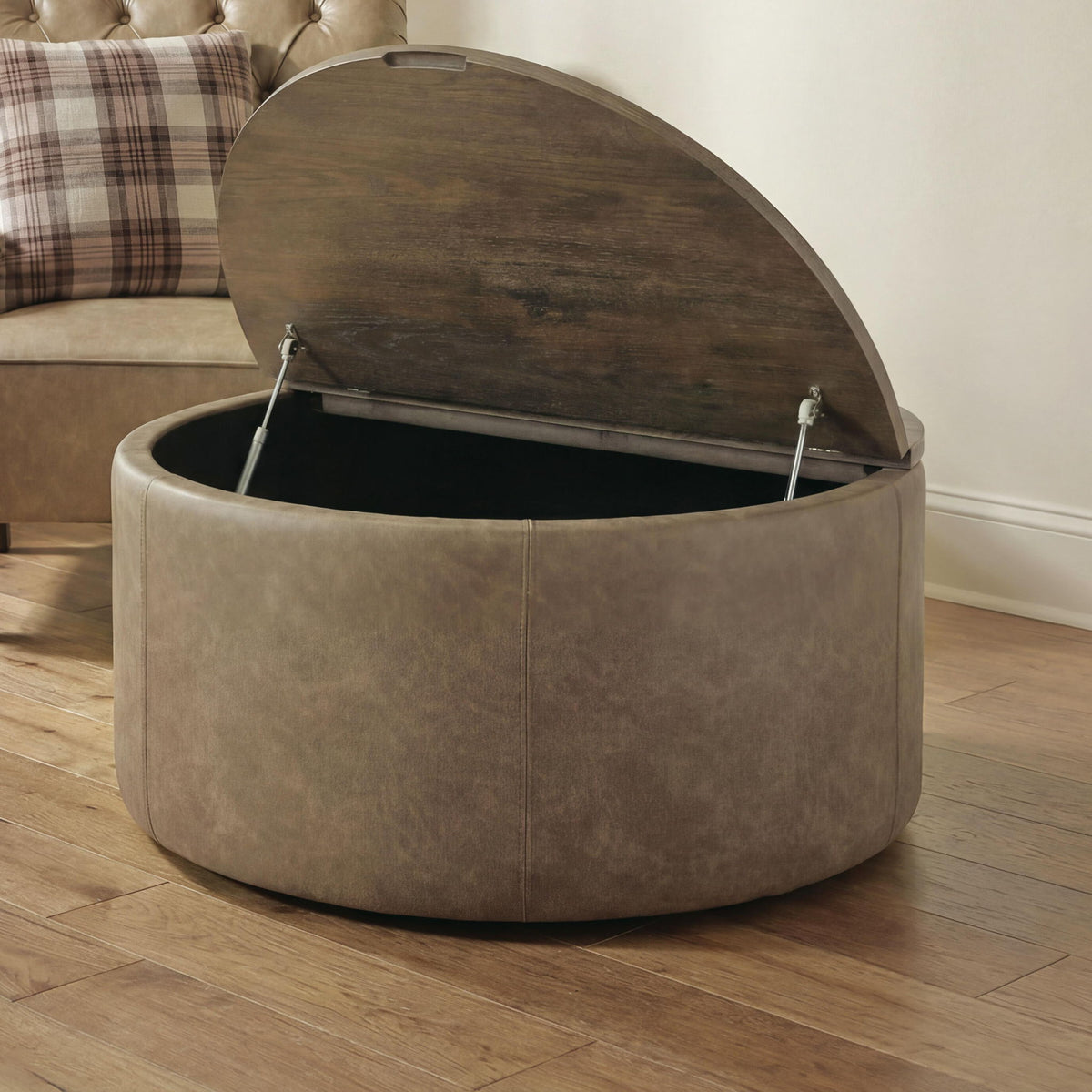 Bethanstone - Storage Ottoman - Warm Brown by Ashley – view 4