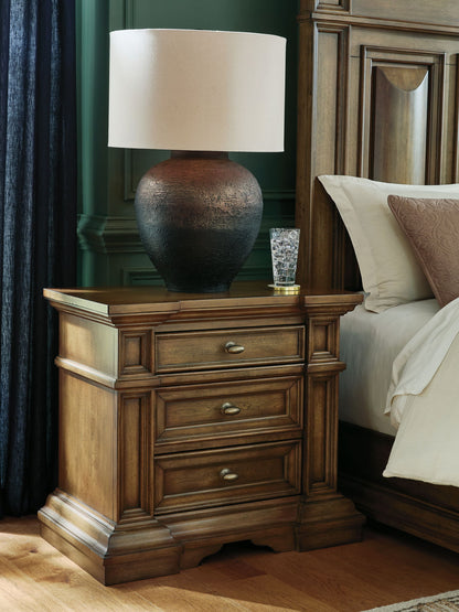 Frantanna - Three Drawer Night Stand - Brown by Ashley – view 4