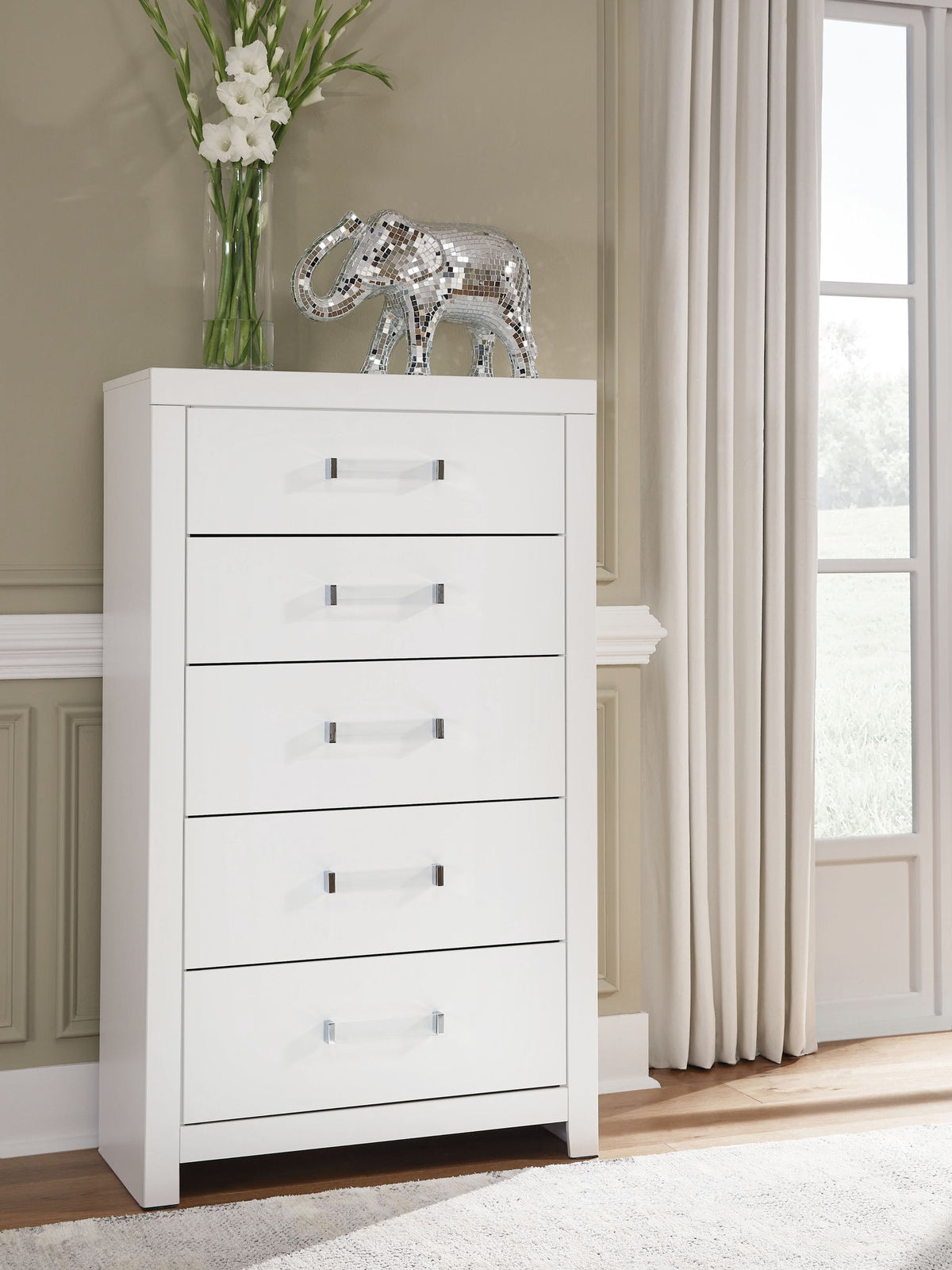 Maeling - Five Drawer Chest by Ashley – view 8