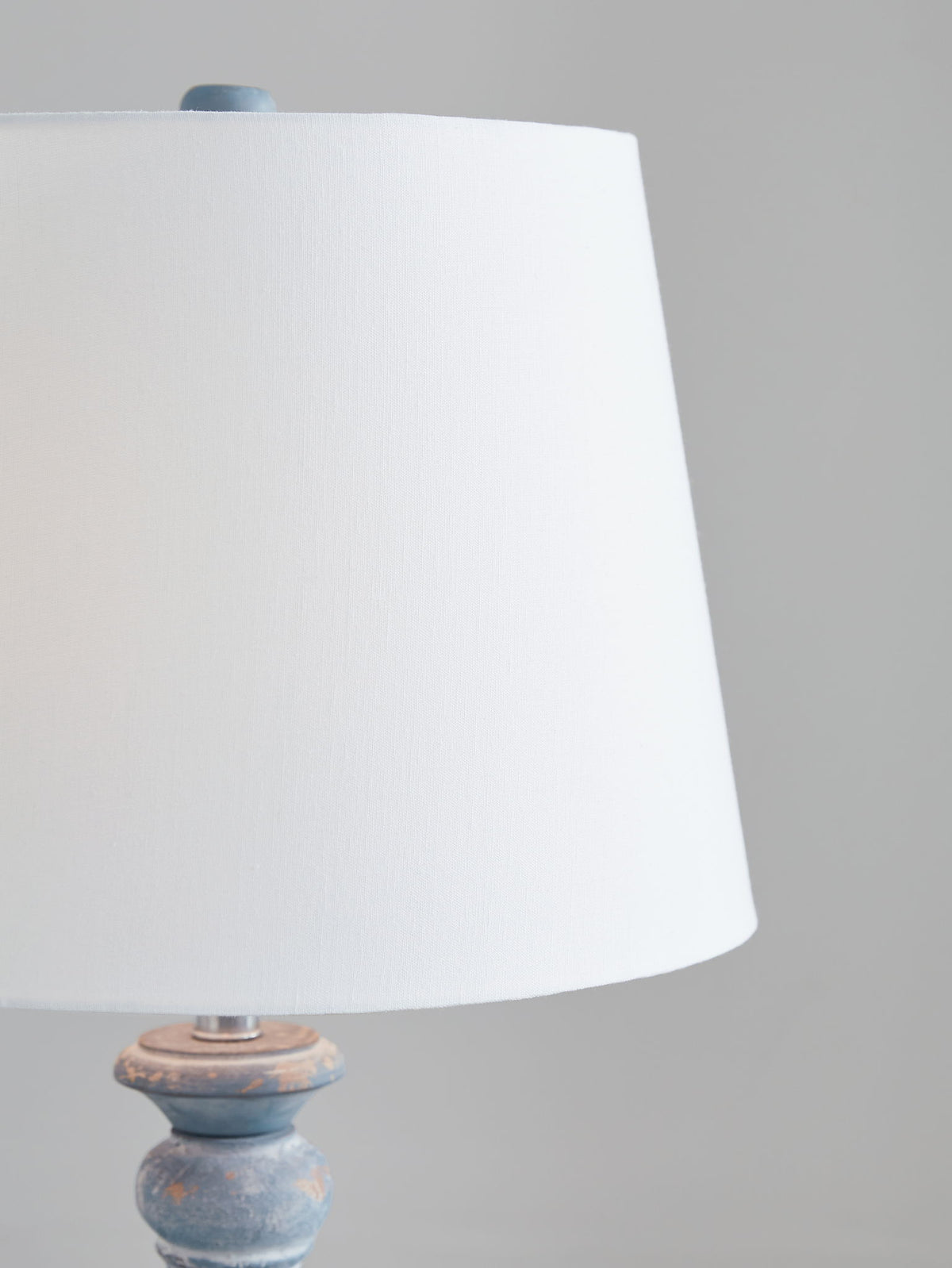Cylerick - Terracotta Table Lamp - Antique Blue by Ashley – view 4