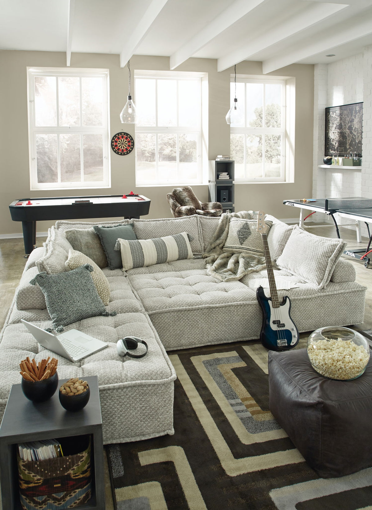 Bales - 7 Piece Sectional by Ashley – view 7