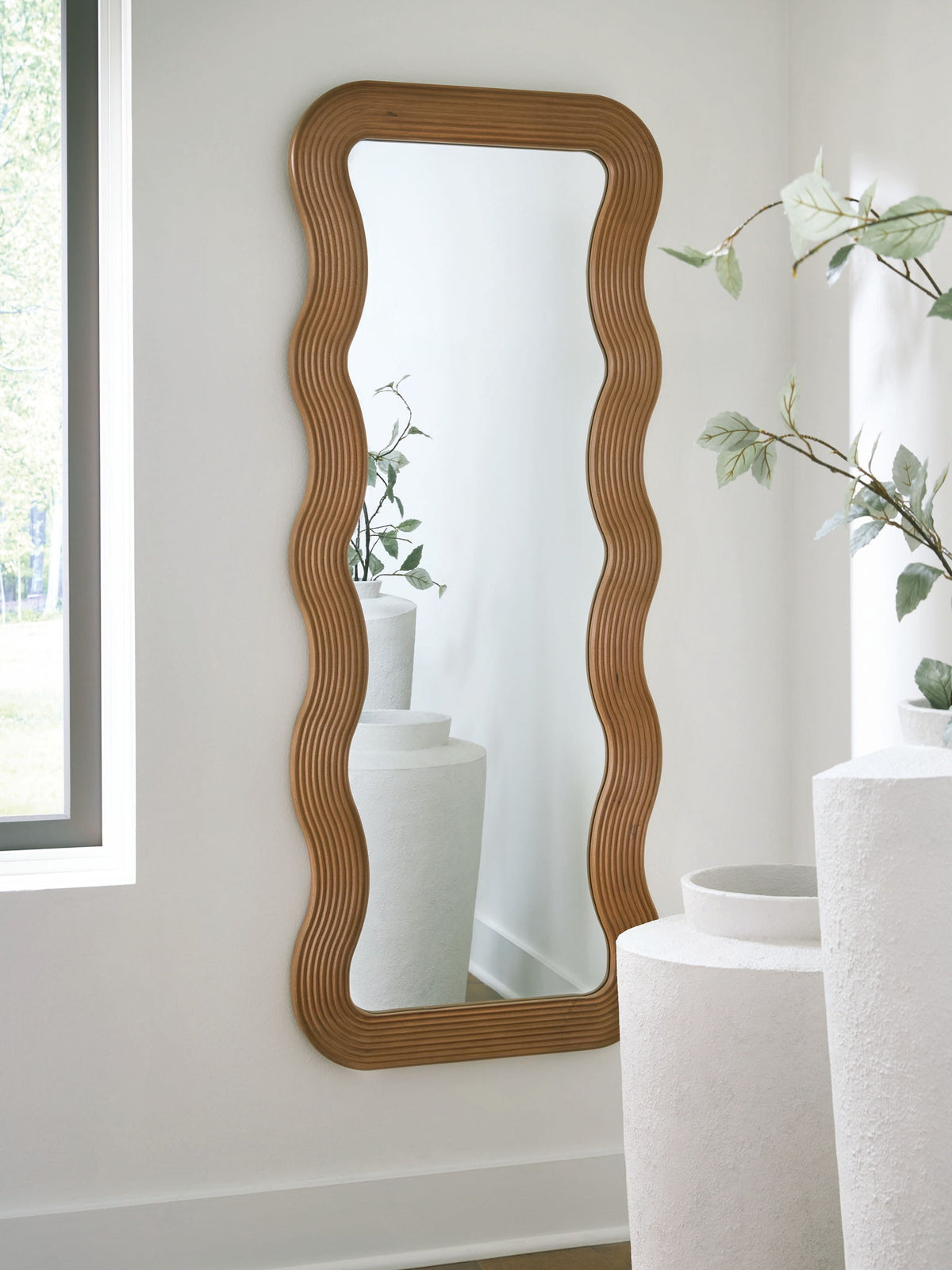 Ellisonville - Floor Mirror - Brown by Ashley – view 4