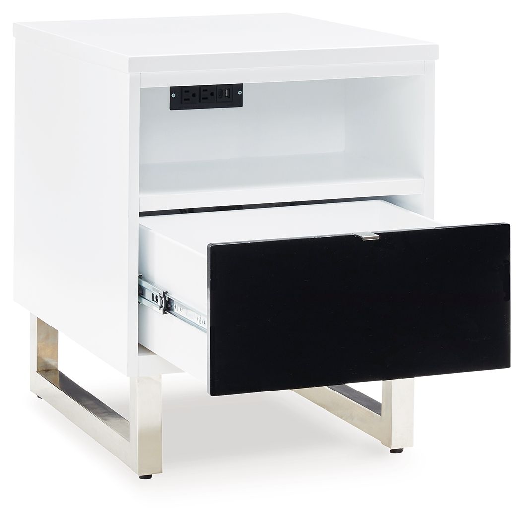Gardoni - Chair Side End Table - White / Black by Ashley – view 4