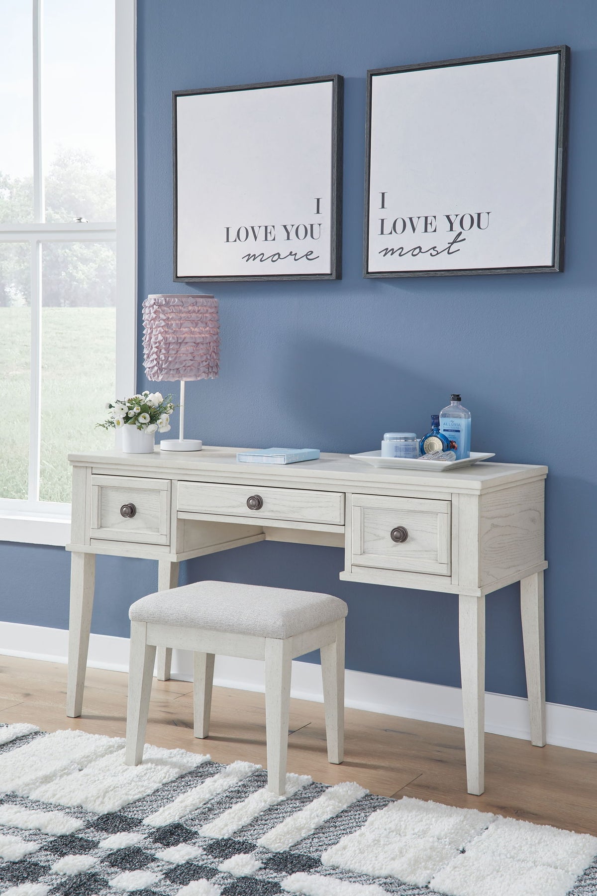 Robbinsdale - Vanity With Stool (Set of 2) - Antique White by Ashley – Vanity Sets