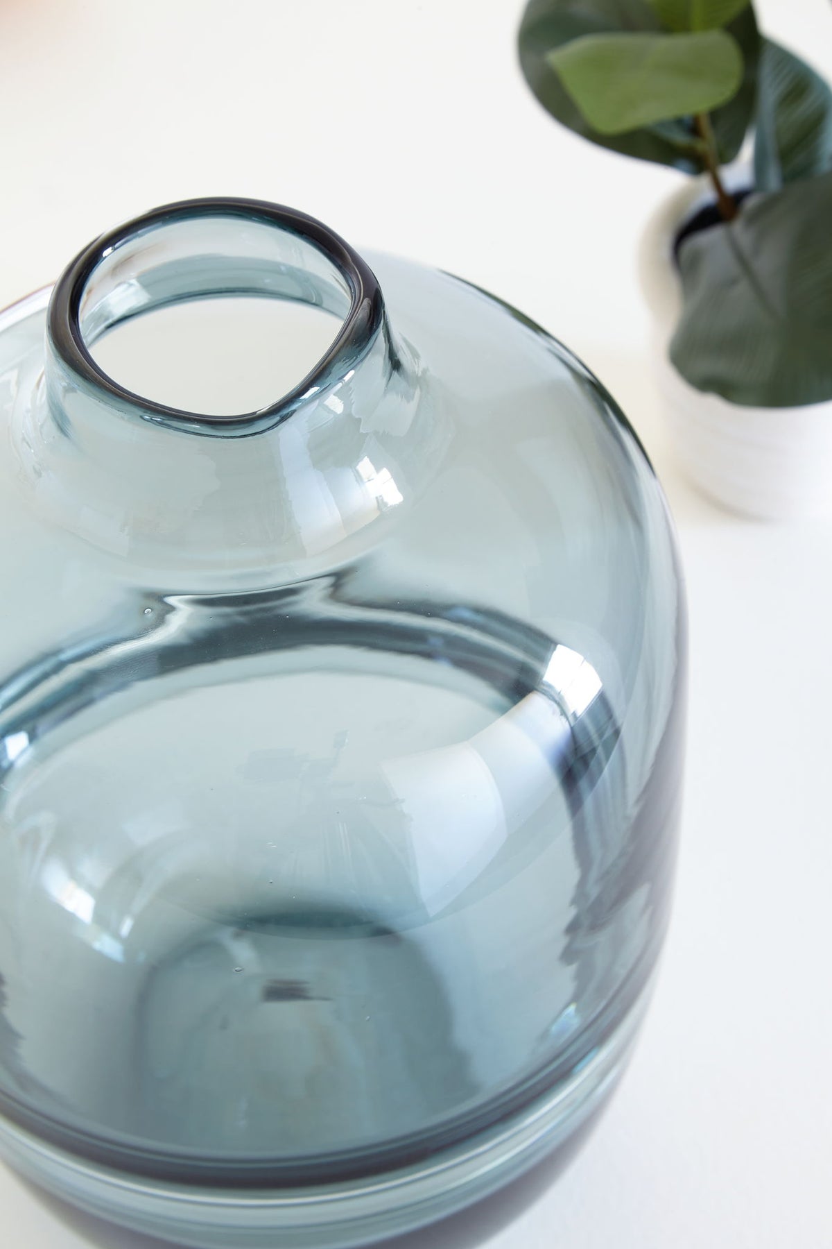Lemmitt - Indoor/Outdoor Vase - Teal by Ashley – view 4