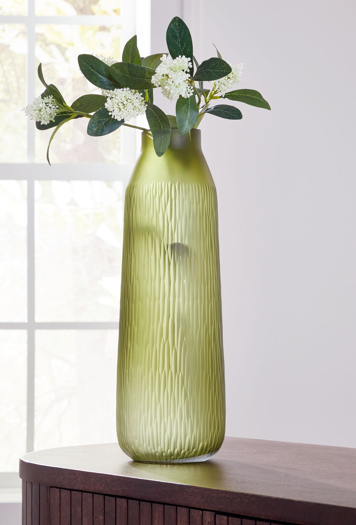 Scottyard - Indoor/Outdoor Vase - 17" - Olive Green by Ashley – view 4