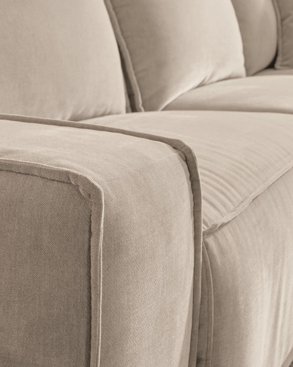 Carceri - 5-Piece Power Sectional Reclining Sofa - Cashmere – view 4